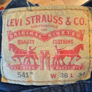 Levi’s 541 Men’s Athletic Fit Jeans – 36x34 Medium Wash